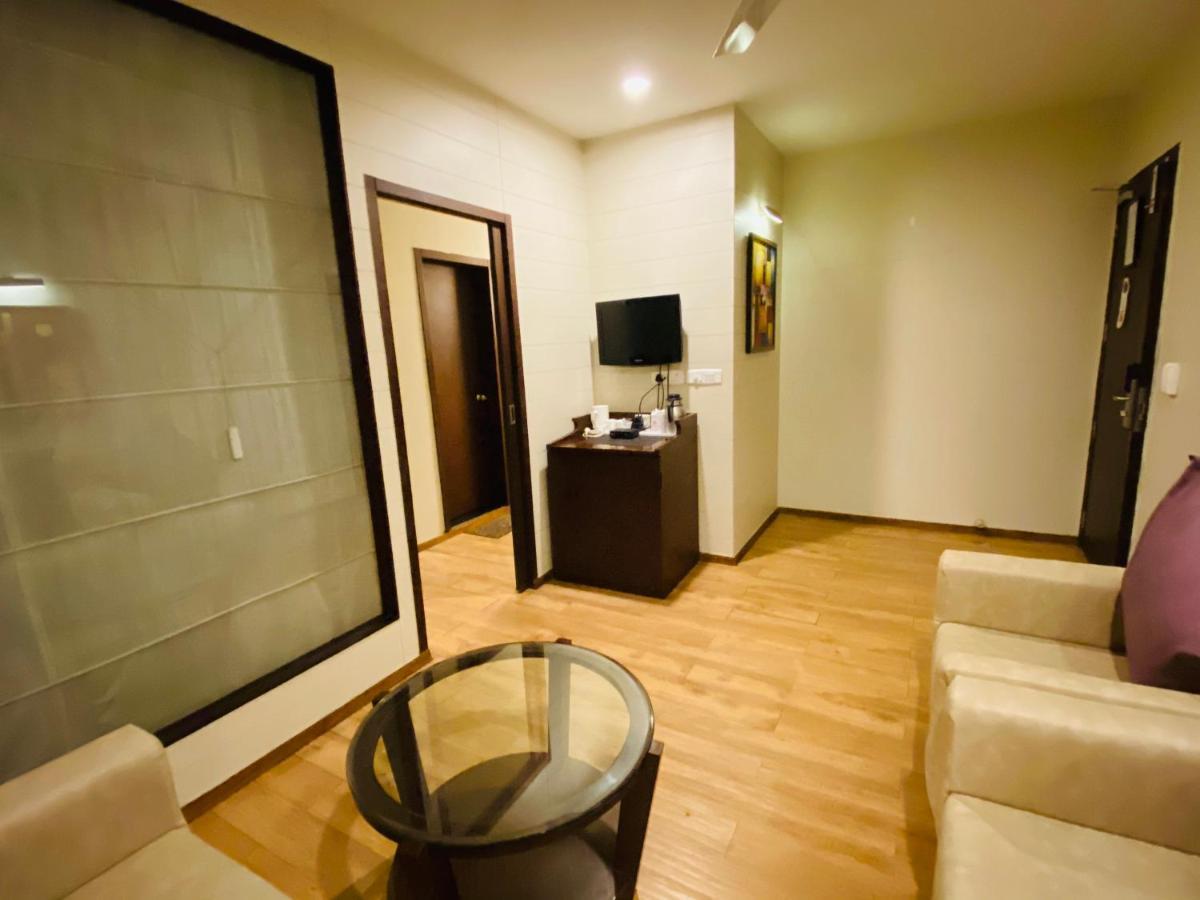 Hotel Saluja Residency Siliguri Exterior foto