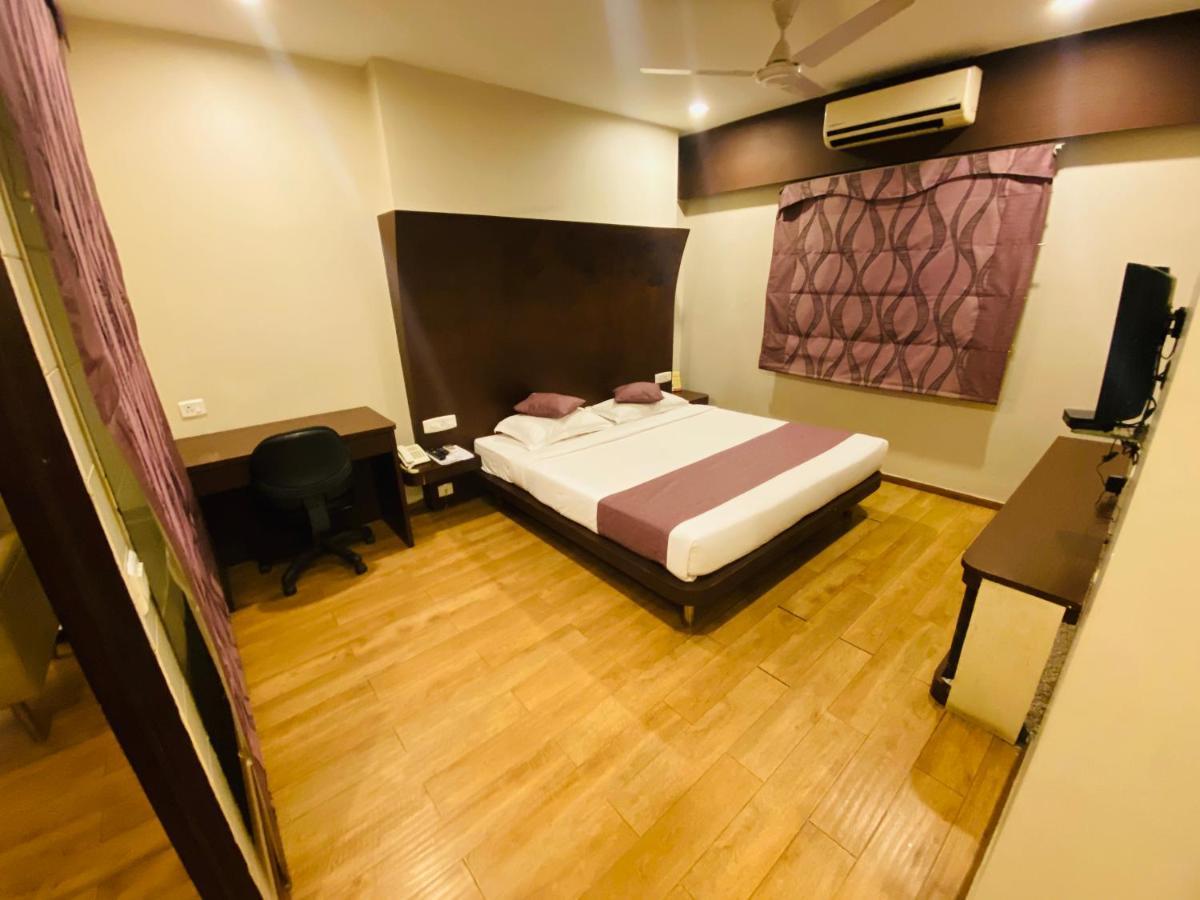 Hotel Saluja Residency Siliguri Exterior foto
