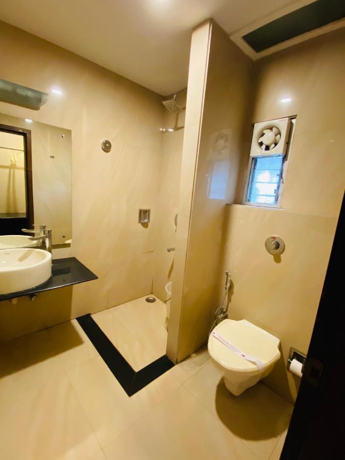 Hotel Saluja Residency Siliguri Exterior foto